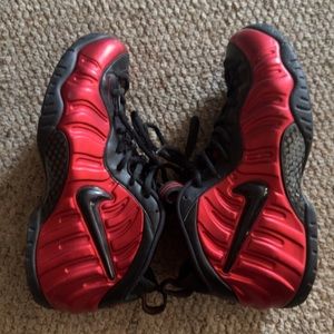 size 11 foamposites